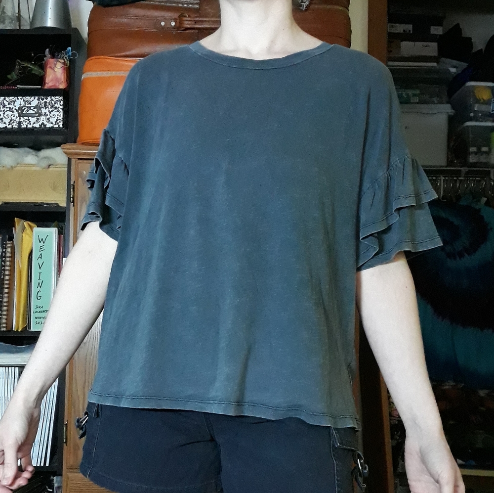 Universal Thread Ruffle Sleeve Tee - image 2